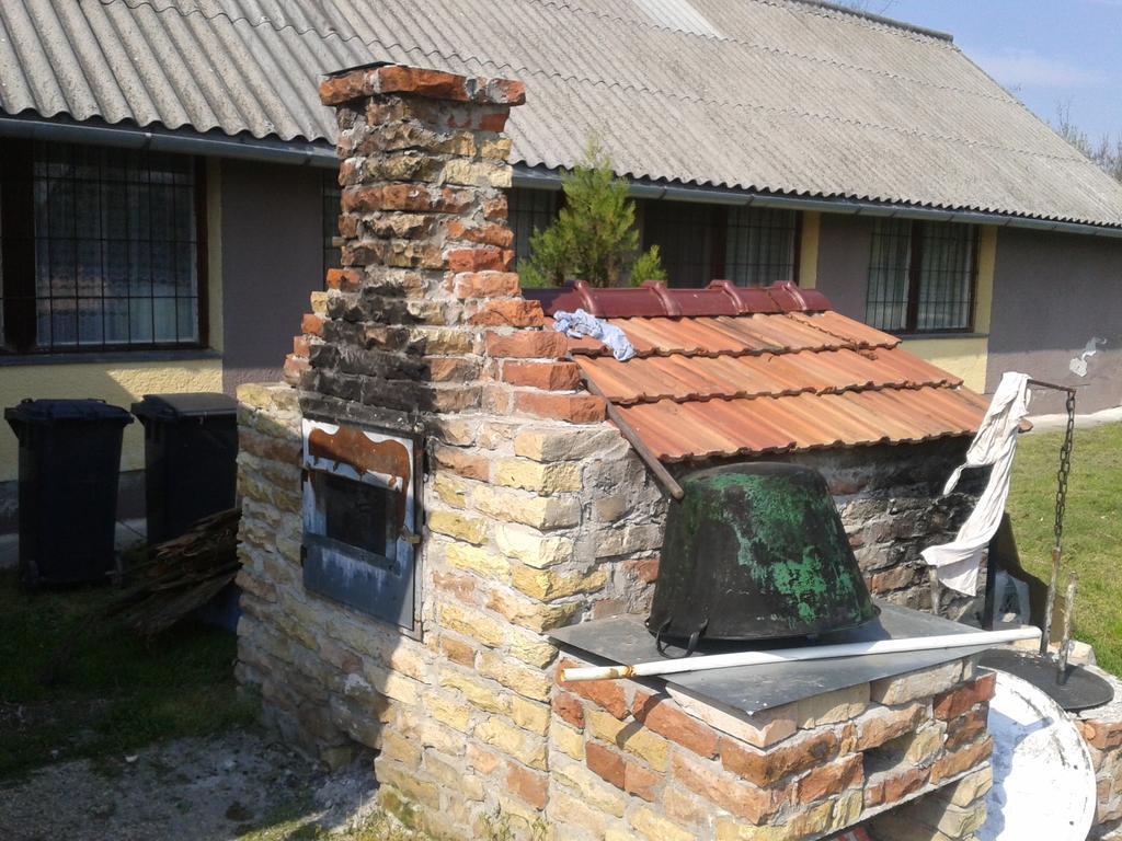 Sakaltanya Sorozo- Borozo Pihenohaz Affittacamere Vének Esterno foto
